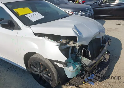 2018 Nissan Sentra Sr from USA, damaged, VIN 3N1AB7AP8JY279808
